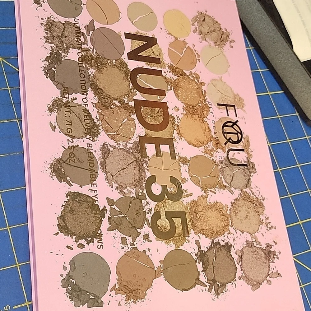 Focallure Nude 35 Eyeshadow Palette - Earthy Tones 71g Total New Sealed Palette